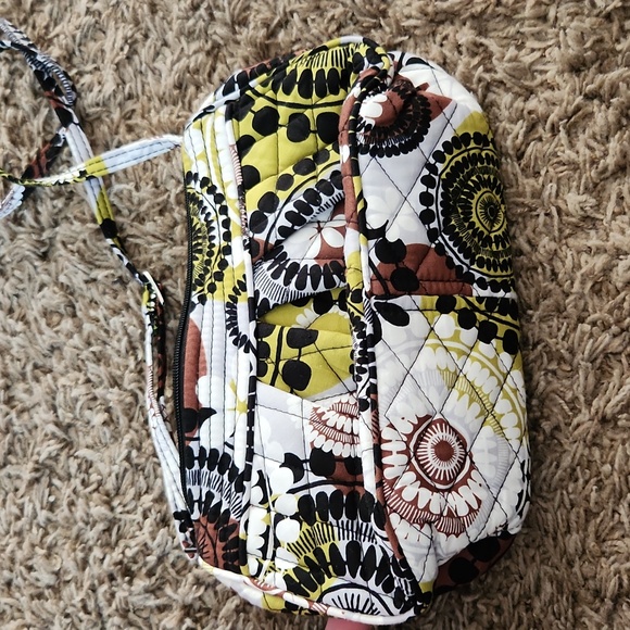 Vera Bradley retired Cocoa Moss  Frannie crossbody - Picture 2 of 4